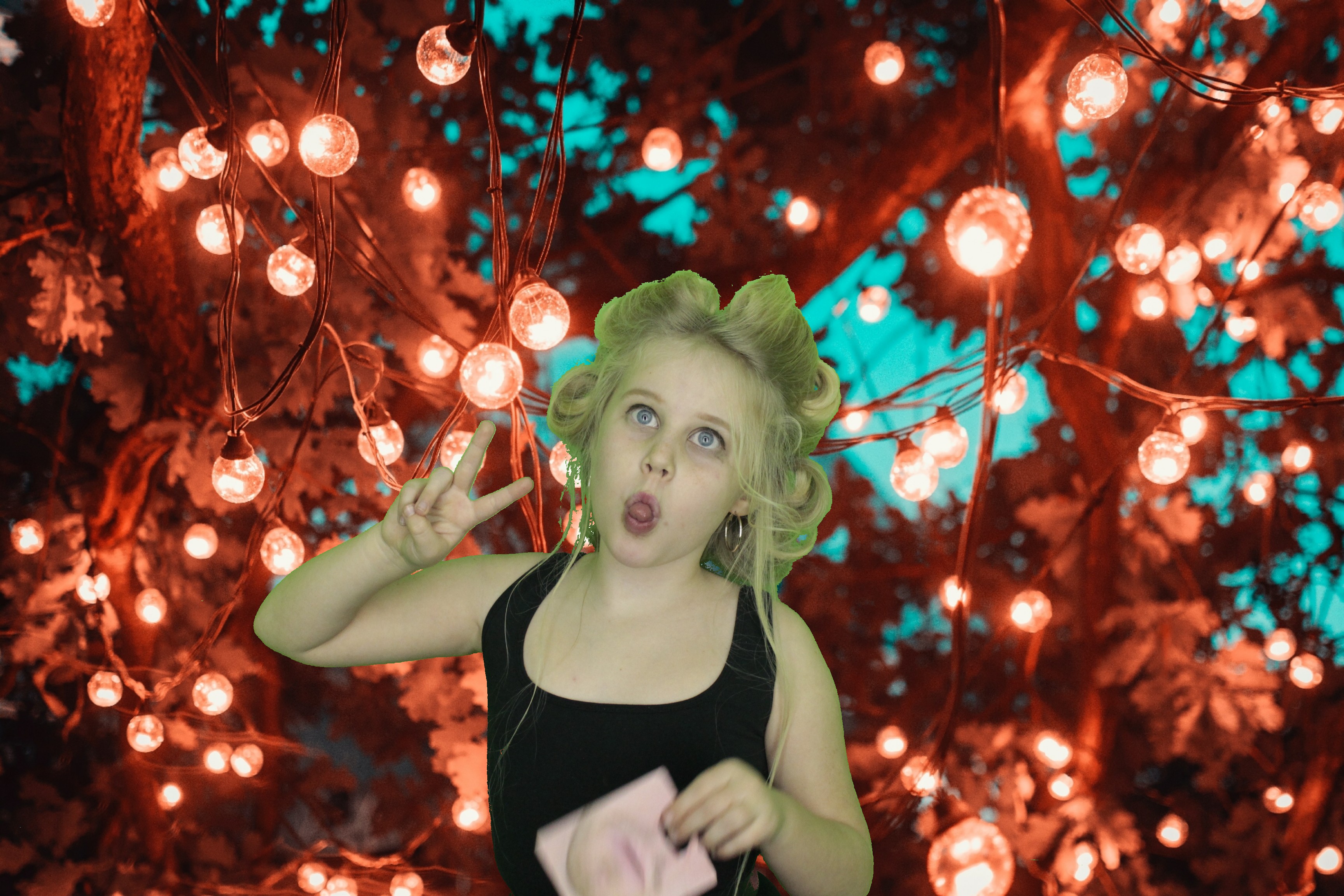 Sams 30th Netflix Party | View more photos from the event at gallery.myphotoboothexperience.co.uk/u/MyPhotoBoothExperienceLtd/Sams-30th-Netflix-Party
